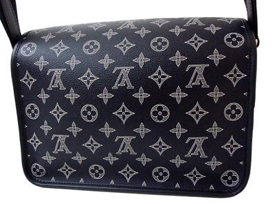 Louis Vuitton 2017 pre-owned Limited Edition Chapman Brothers Shoulder Bag  - Farfetch