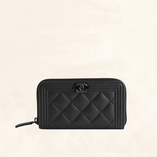 Chanel Small Zipped Coin Purse Card Holder in Black Quilted Caviar - New