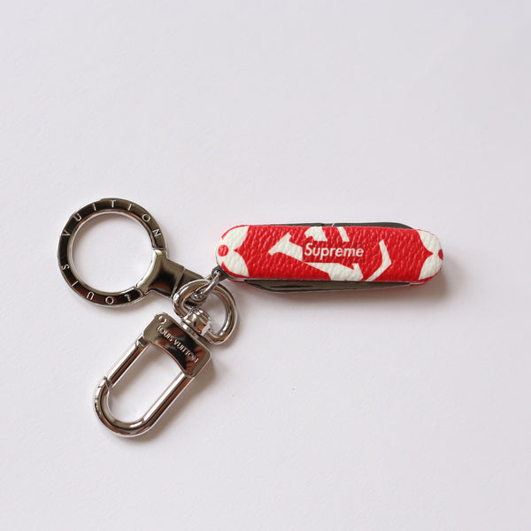 Supreme x Louis Vuitton Wallet and Key Holder in Red