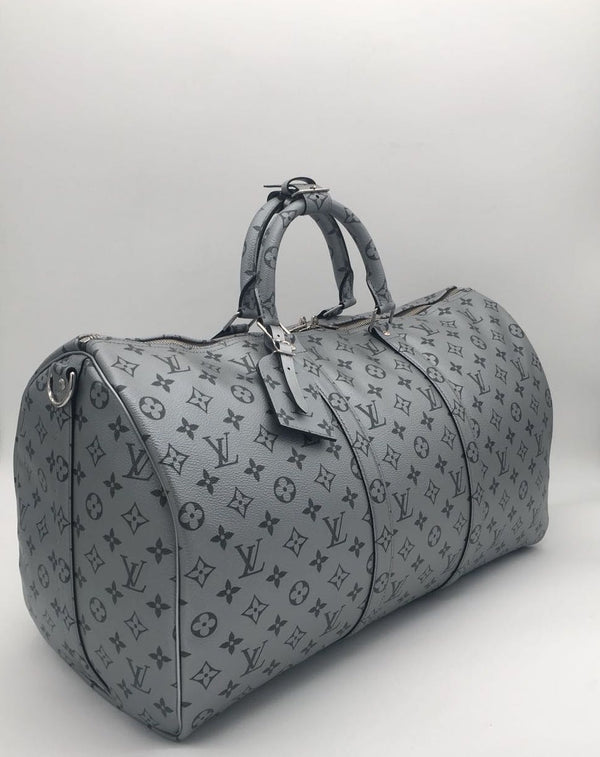 Louis Vuitton Keepall Bandoulière 50B Silver Glitter Damier Pattern Duffle  Bag New Silvery Metallic ref.674104 - Joli Closet
