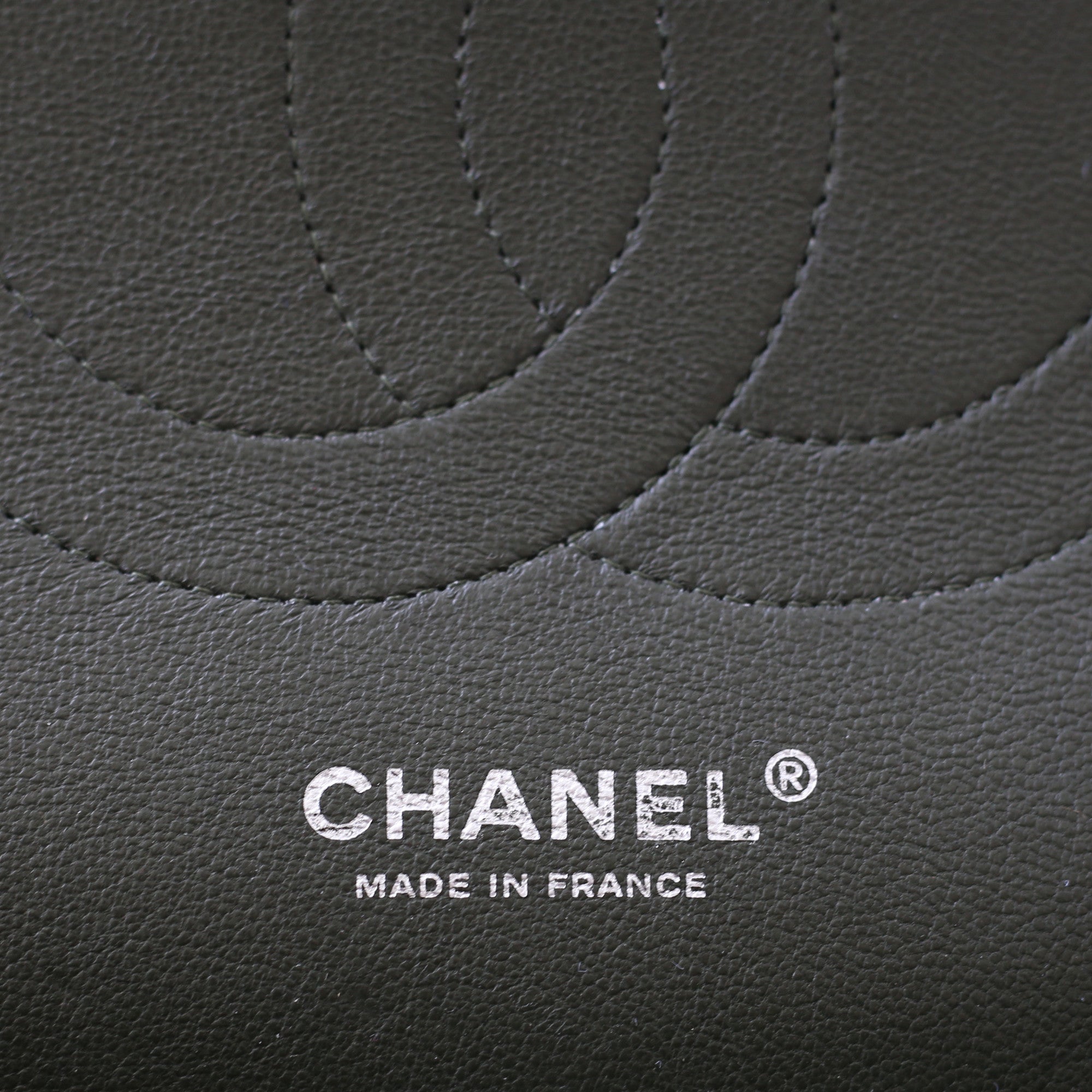 NIB 100%Auth Chanel 20P CHANEL letters CC Logo Faux Pearl