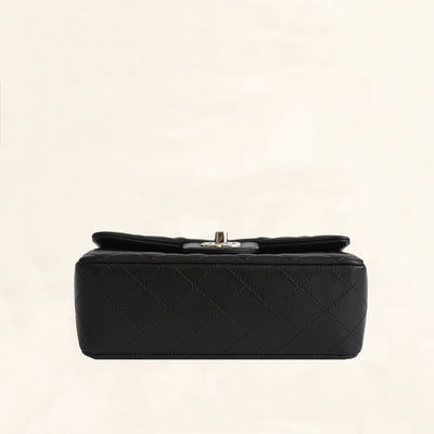 Classic mini pouch - Lambskin & silver-tone metal, black — Fashion | CHANEL