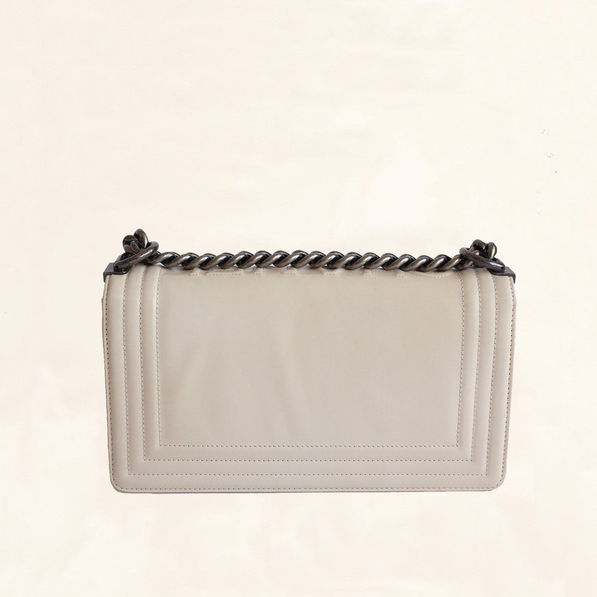 Chanel CHANEL V Stitch Lambskin Double Chain Diagonal Shoulder Bag Whi –  NUIR VINTAGE