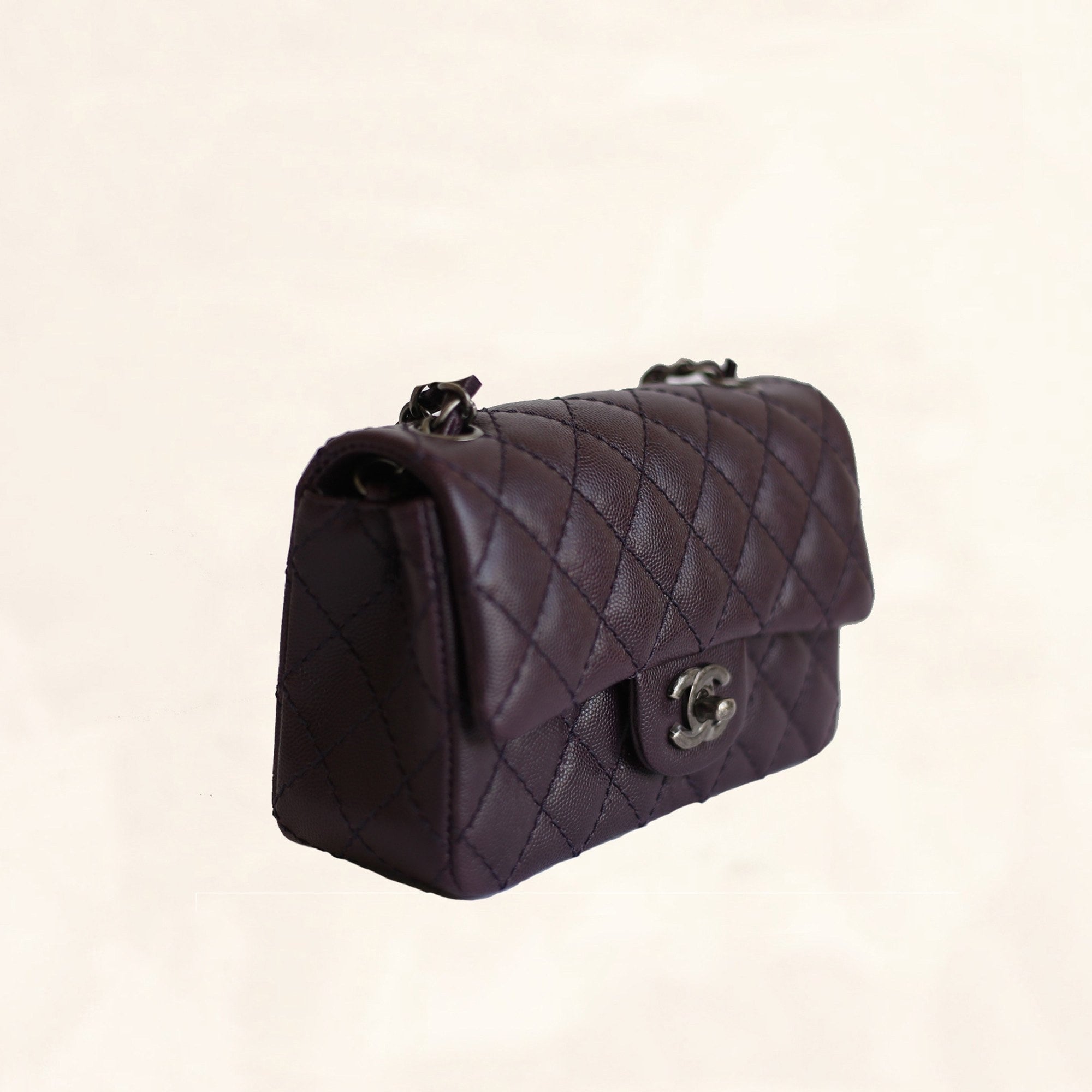 chanel small black leather purse crossbody