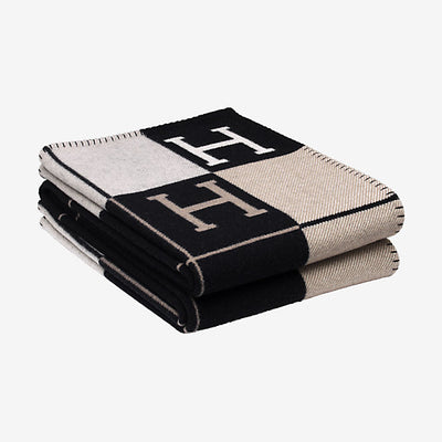 Hermes  Blanket Avalon Signature H Ecru and Noir Throw Blanket– TC