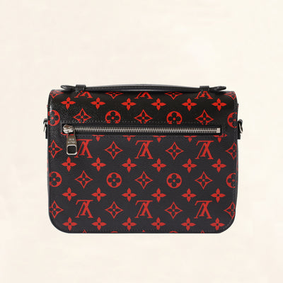 Louis Vuitton | Metis Pochette Infra Rouge | One-Size - The-Collectory