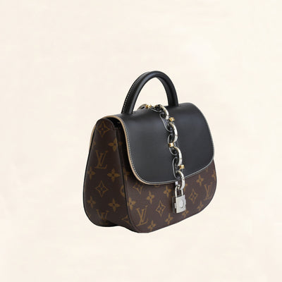 Louis Vuitton Chain It Monogram Canvas Shoulder Bag Black
