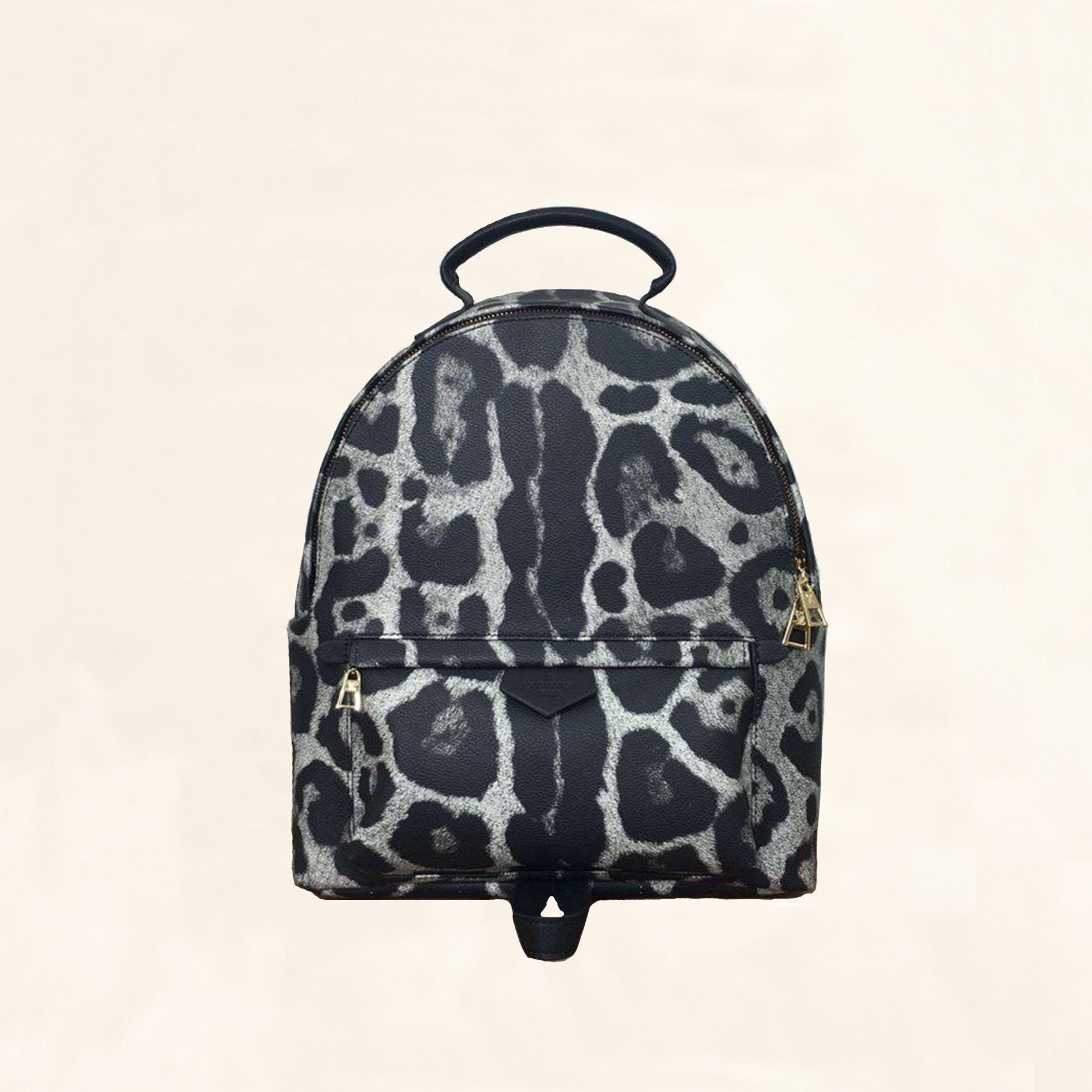 louis vuitton animal print backpack Palm Springs Jungle PM Monogram Giant Black Exterior back is discolored and scratched Louis Vuitton Leopard Palm Springs