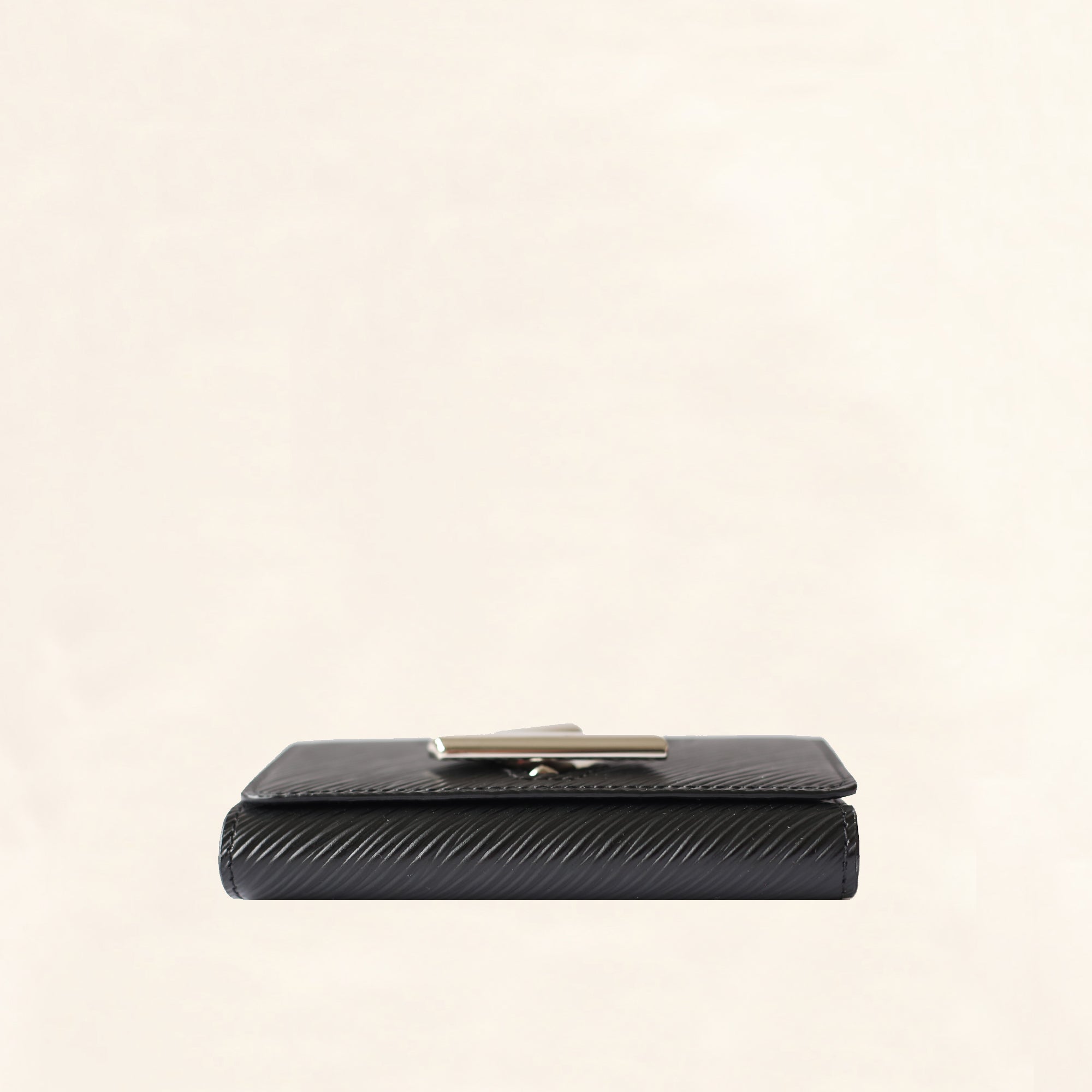 Louis Vuitton Epi Leather Trifold Wallet – Just Gorgeous Studio