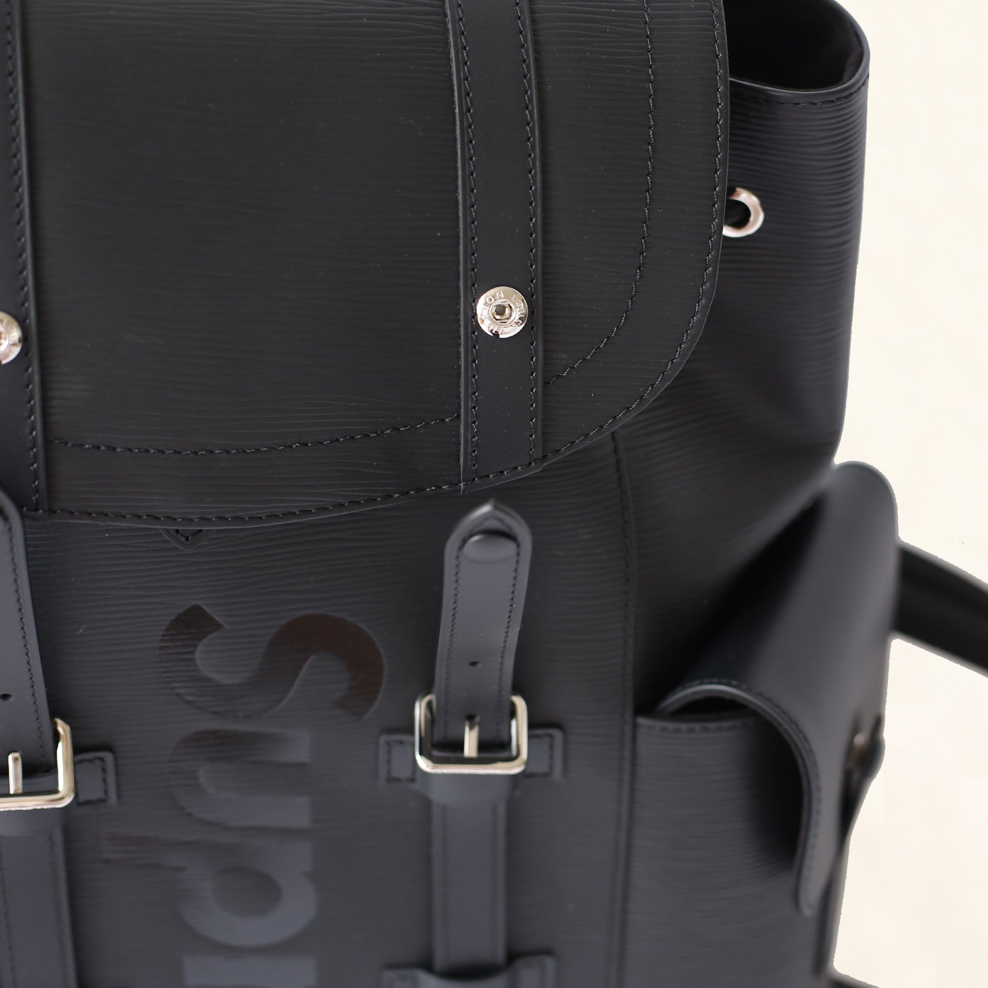 Louis Vuitton | Supreme Epi Christopher Backpack Louis Vuitton | Supreme Epi Christopher Backpack