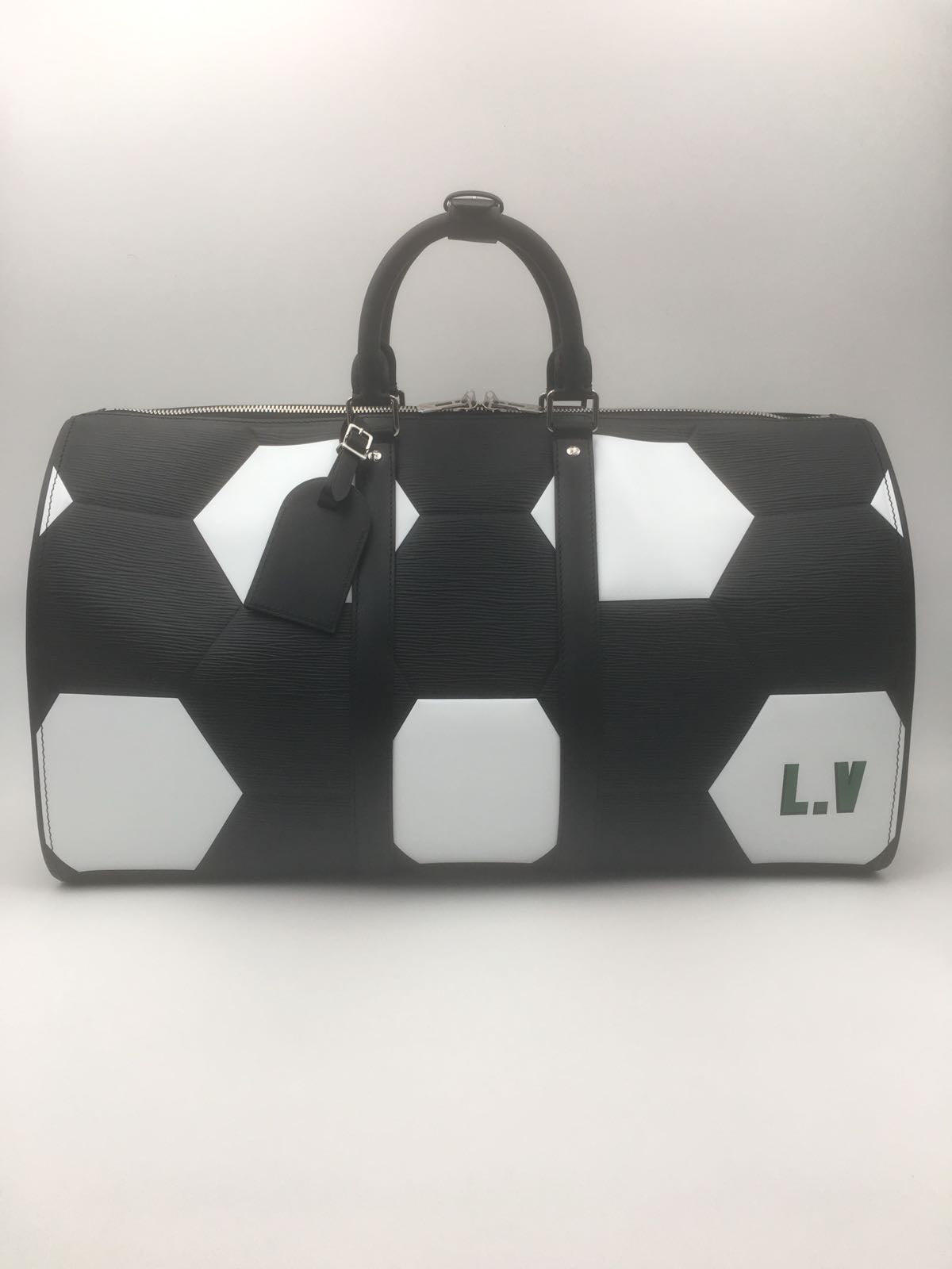 Louis Vuitton Limited Edition Black Epi Leather FIFA World Cup Keepall  Bandouliere 50 Bag - Yoogi's Closet