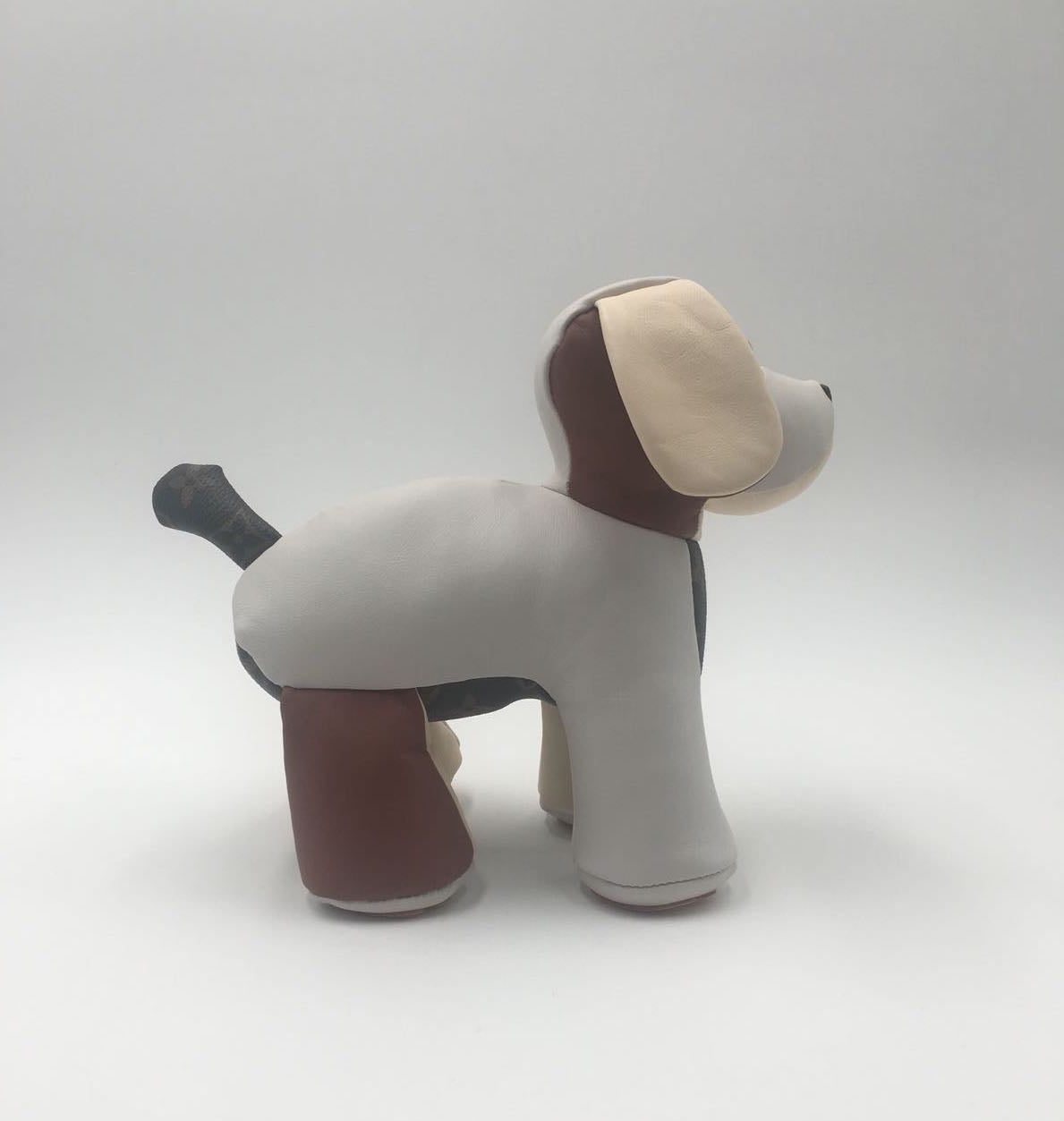 Louis Vuitton | Dog Doudou Oscar | GI0251– TC Louis Vuitton | Dog Doudou Oscar | GI0251– TC