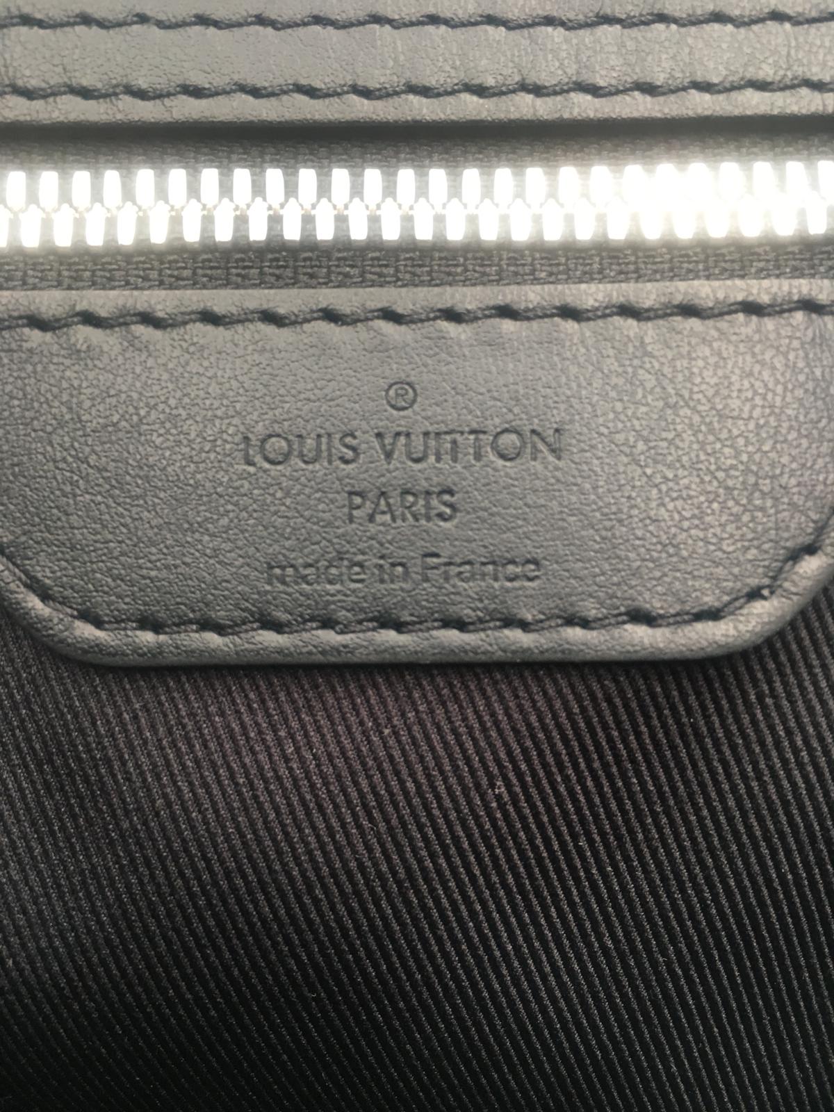 LOUIS VUITTON PARIS LV LOGO LEATHER BAG Samsung Galaxy