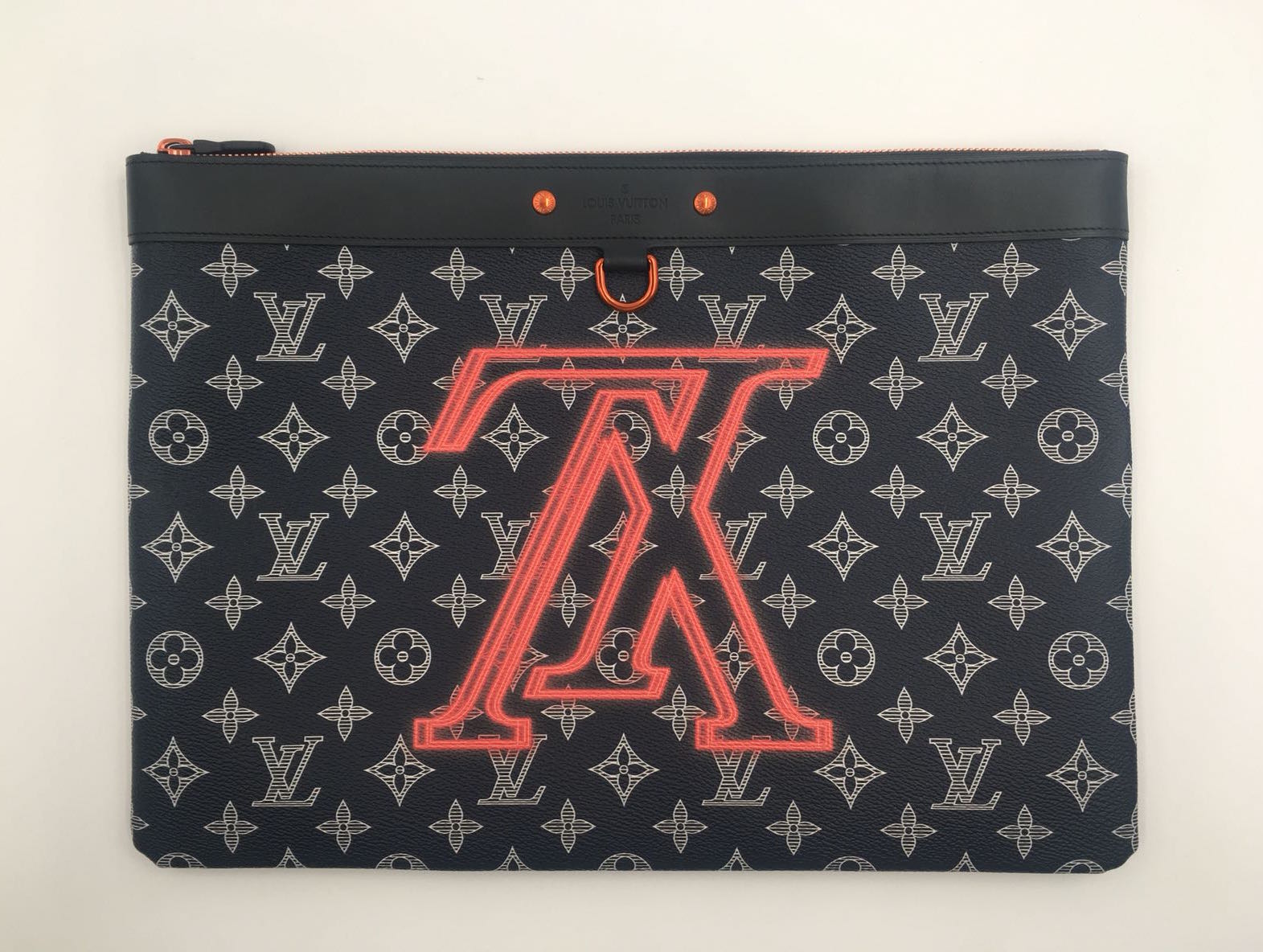 Louis Vuitton | Pochette Apollo GM Monogram Upside Down Ink - The-Collectory
