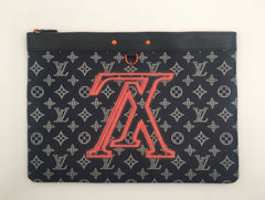 Louis Vuitton Pochette Apollo Limited Edition Upside Down Monogram Ink GM -  ShopStyle Clutches