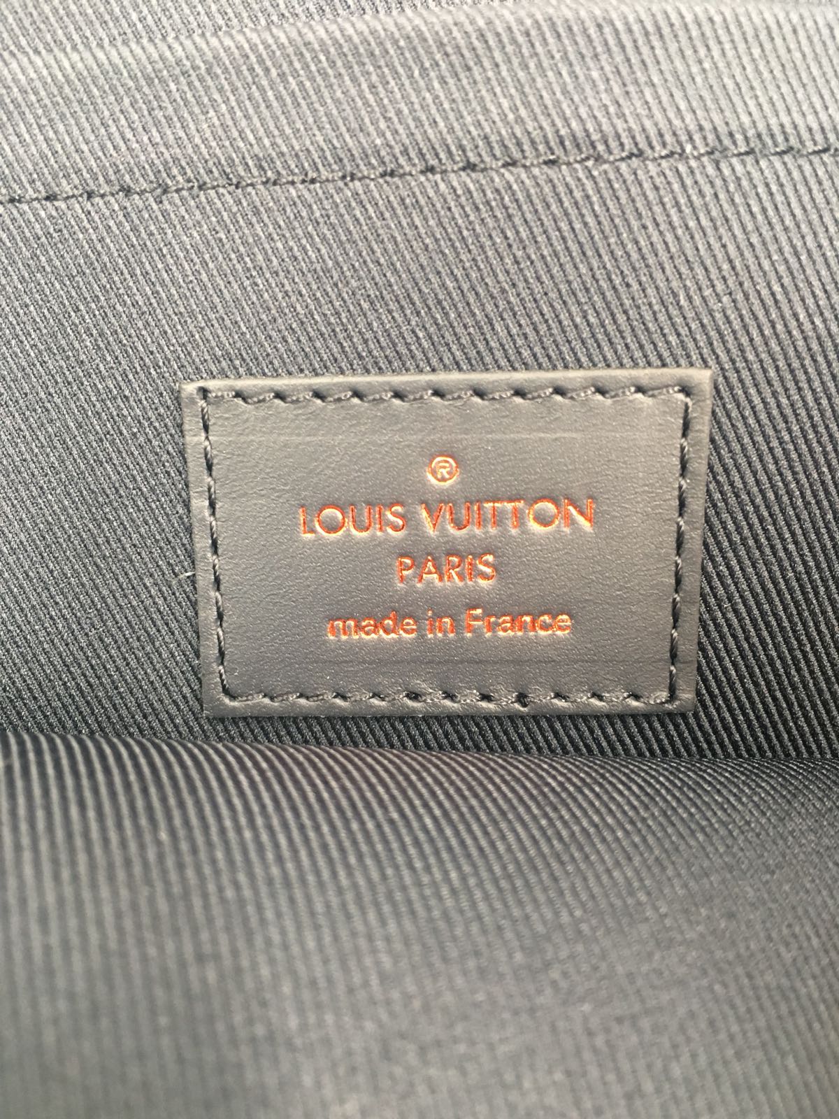 Anyone know if this white initial engraving can be removed easily on my Louis  Vuitton pochette accessories? Any suggestions at all are welcome please and  thank you in advance !:) : r/Louisvuitton