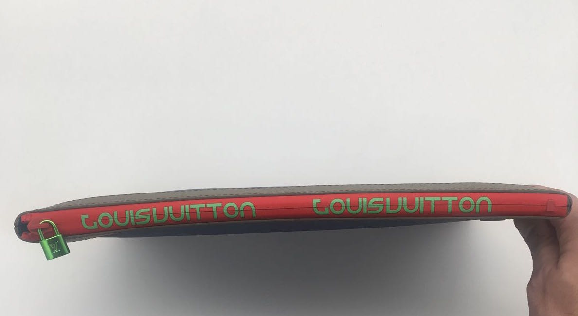 Louis Vuitton | Pacific Pochette Apollo | M63048 - The-Collectory