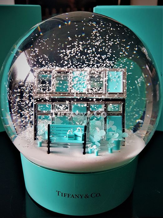 Tiffany & Co | House with Bench and Gift Bags  | Large