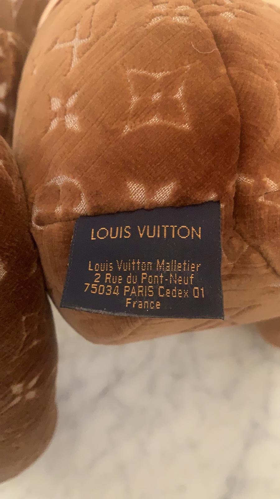 Louis Vuitton Doudou Louis GI0502– TC