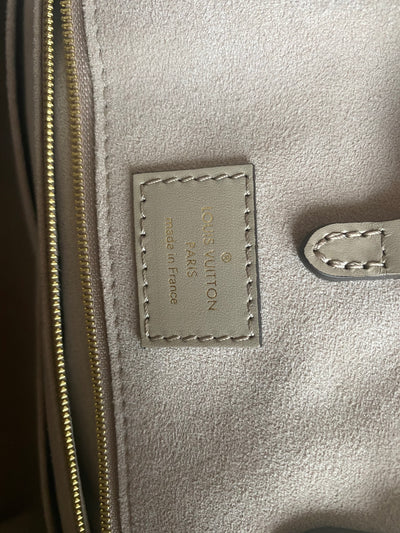 Louis Vuitton White Empreinte Onthego PM M45654– TC