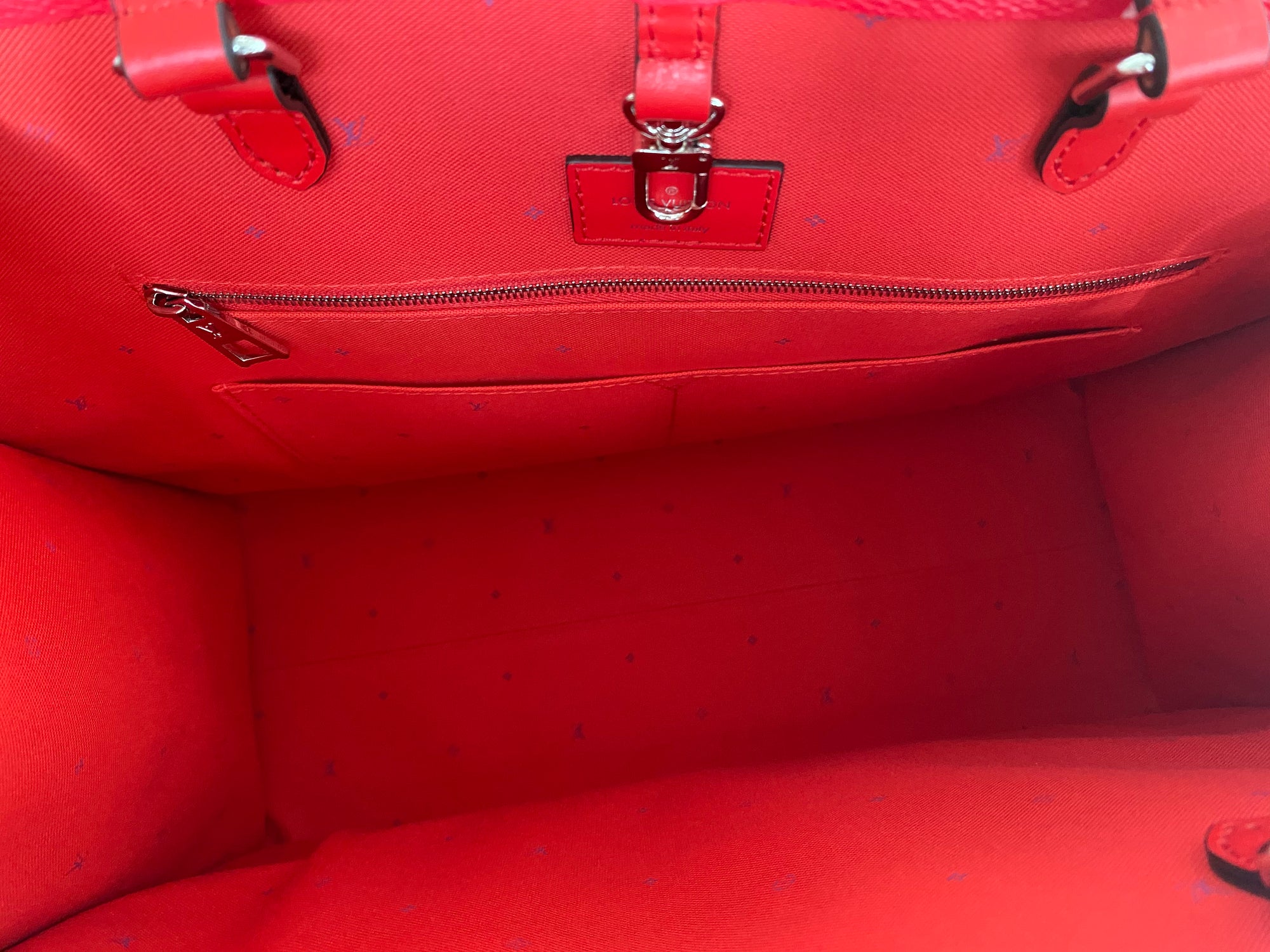 Louis Vuitton Onthego LV Escale GM Rouge in Coated Canvas/Cowhide Leather  with Silver-tone - US