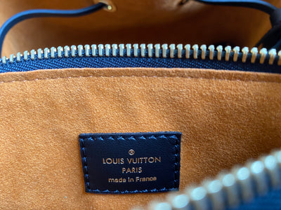 Replica Louis Vuitton M56891 LV Crafty NeoNoe MM Bucket Bag with an  Oversized Monogram Print Brown