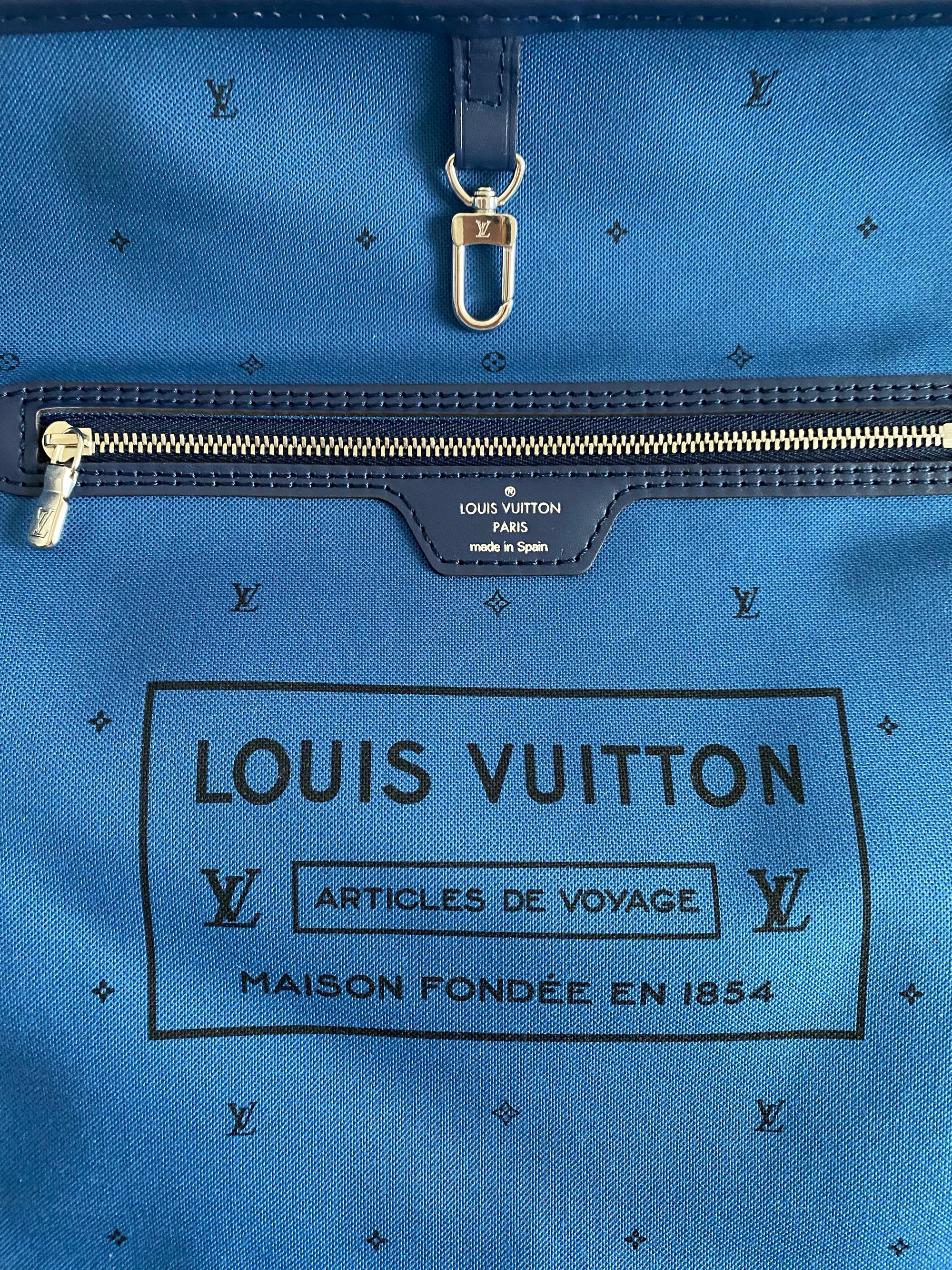 Louis Vuitton - Articles de Voyage Textile Bag