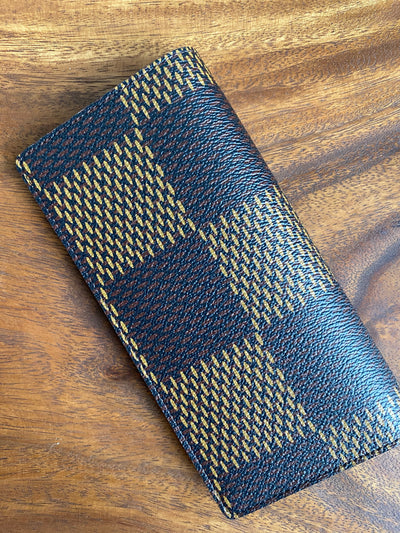 Louis Vuitton x Nigo Pre-owned Brazza Wallet - Brown