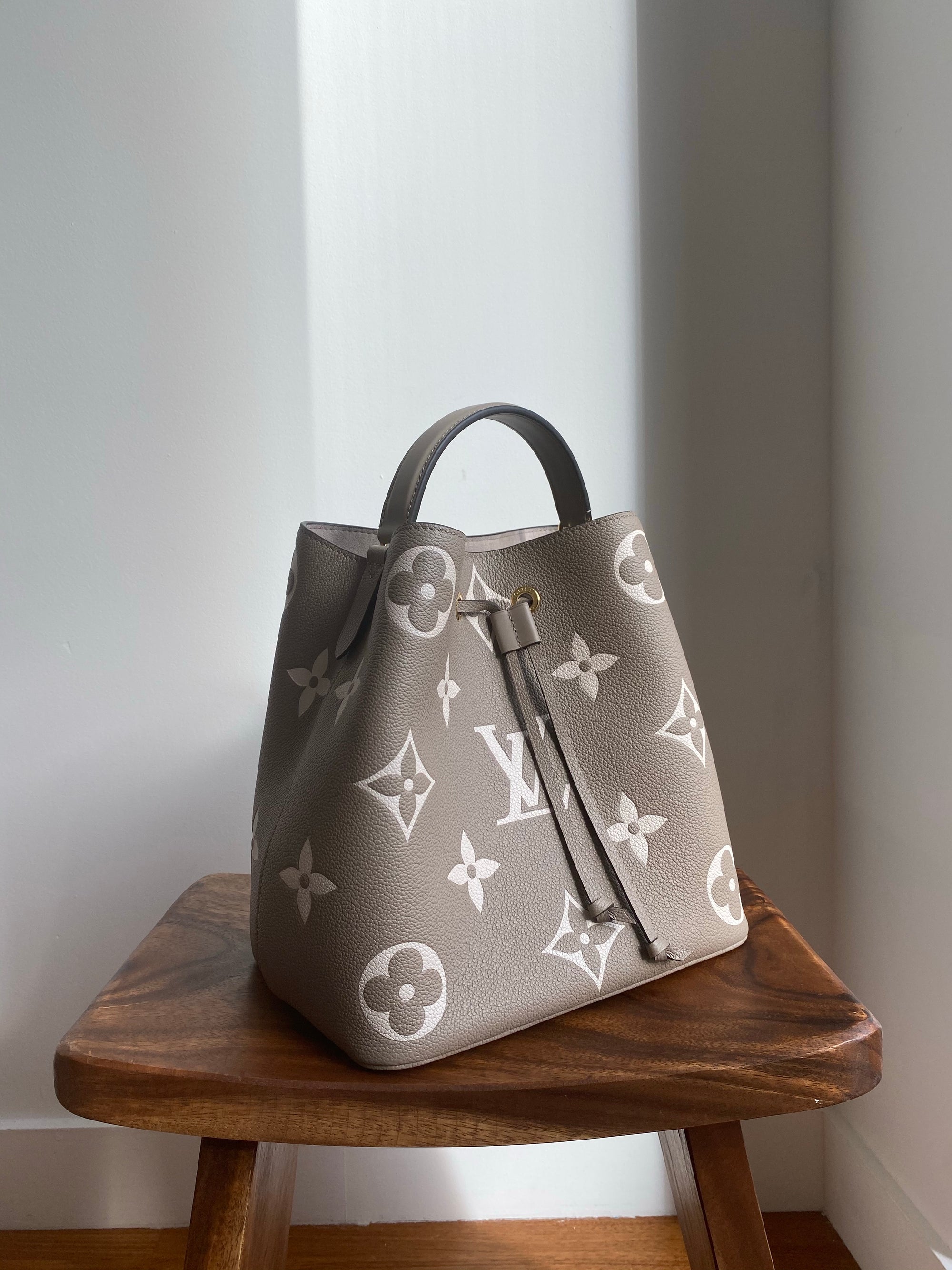 Louis Vuitton Neo Noe Bag