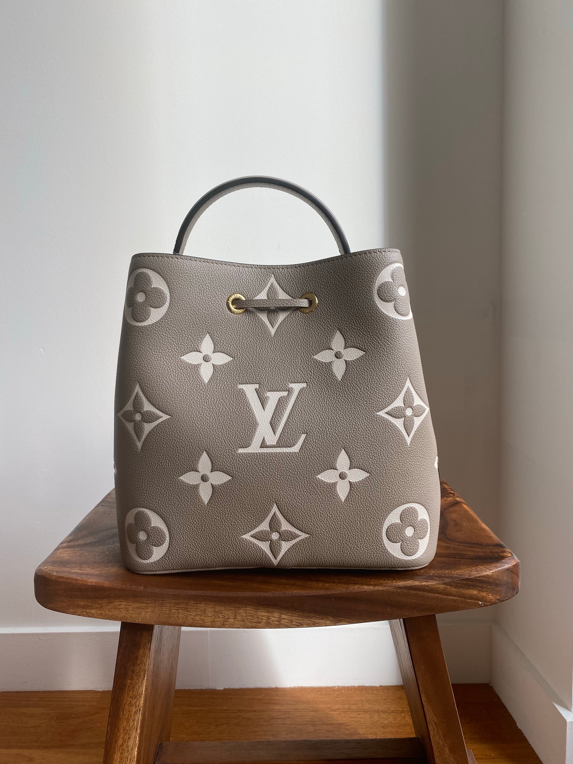Louis Vuitton NeoNoe Bucket Bag