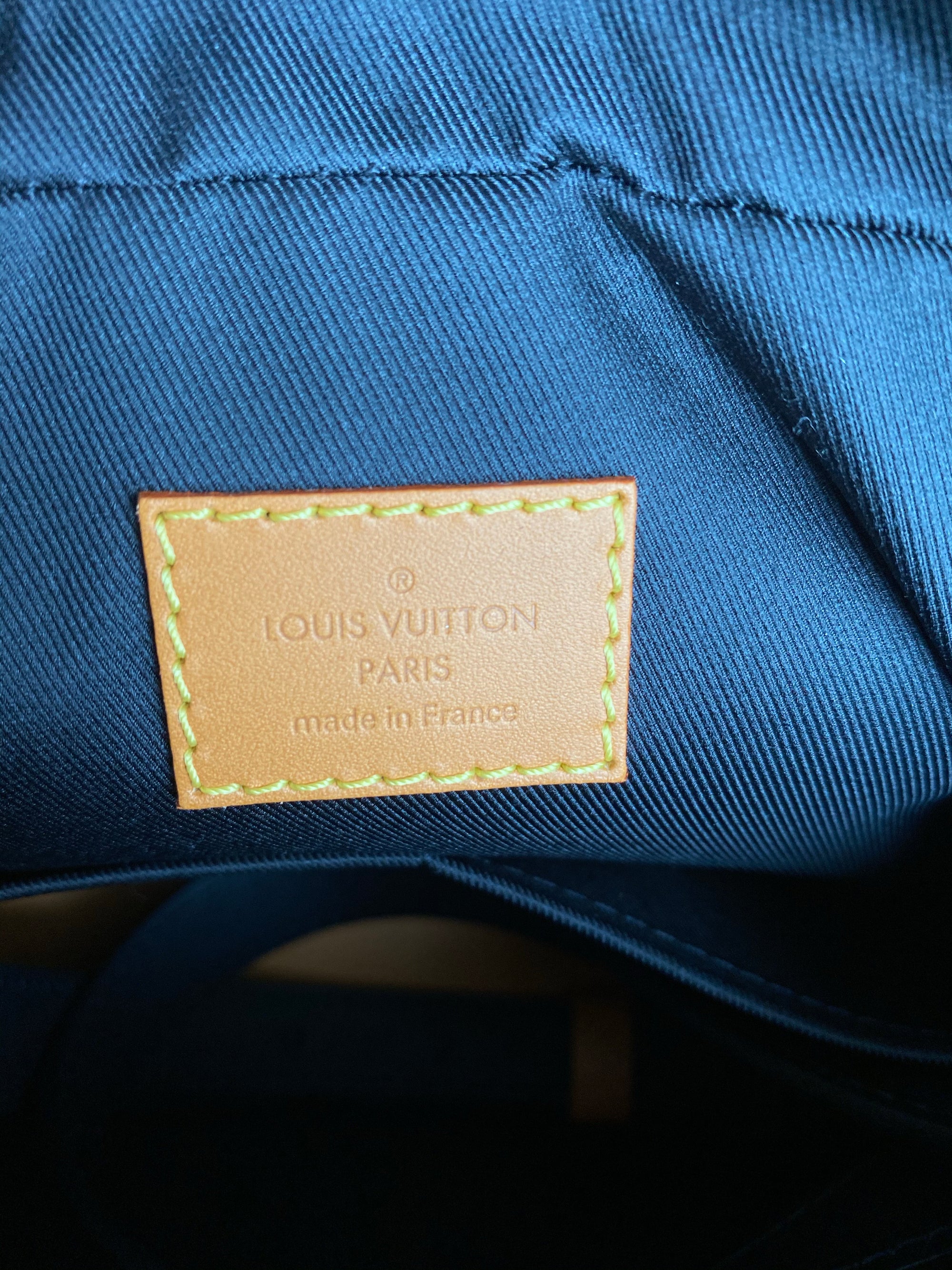 Louis Vuitton Nigo Nil Messenger Brown Giant Wave Monogram Damier Ebene Drip  Bag