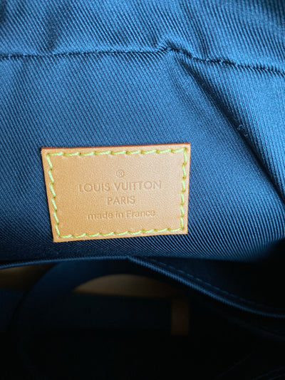 Louis Vuitton Vintage - Monogram Nigo Nil Messenger - Brown