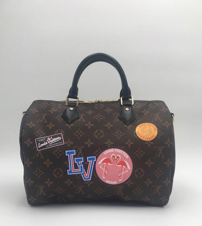 What's in my Louis Vuitton world tour Speedy/ switch out of my 25b  /lvlovermj 