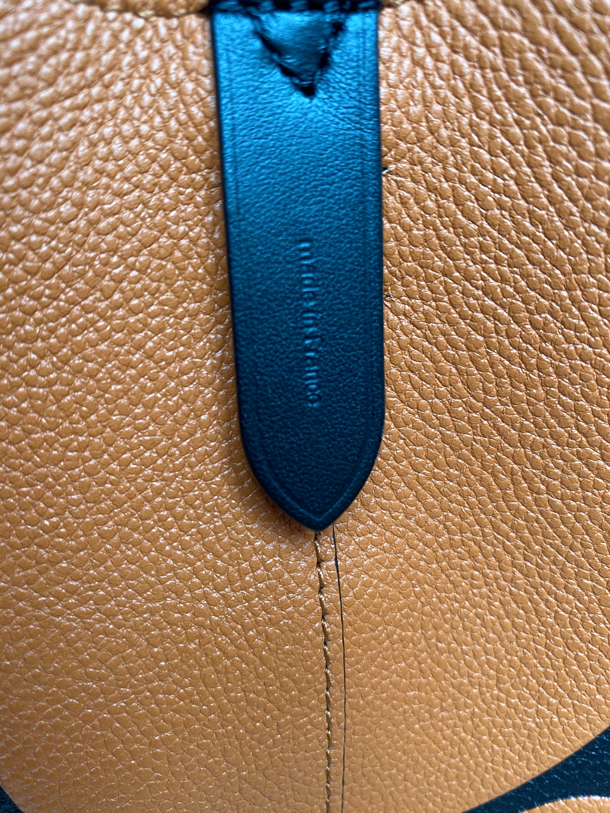 Néonoé Louis Vuitton LV NeoNoe Crafty new Red Leather ref.210931