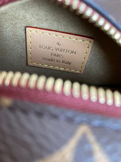 Louis Vuitton Boite Chapeau Souple Pm In Gray