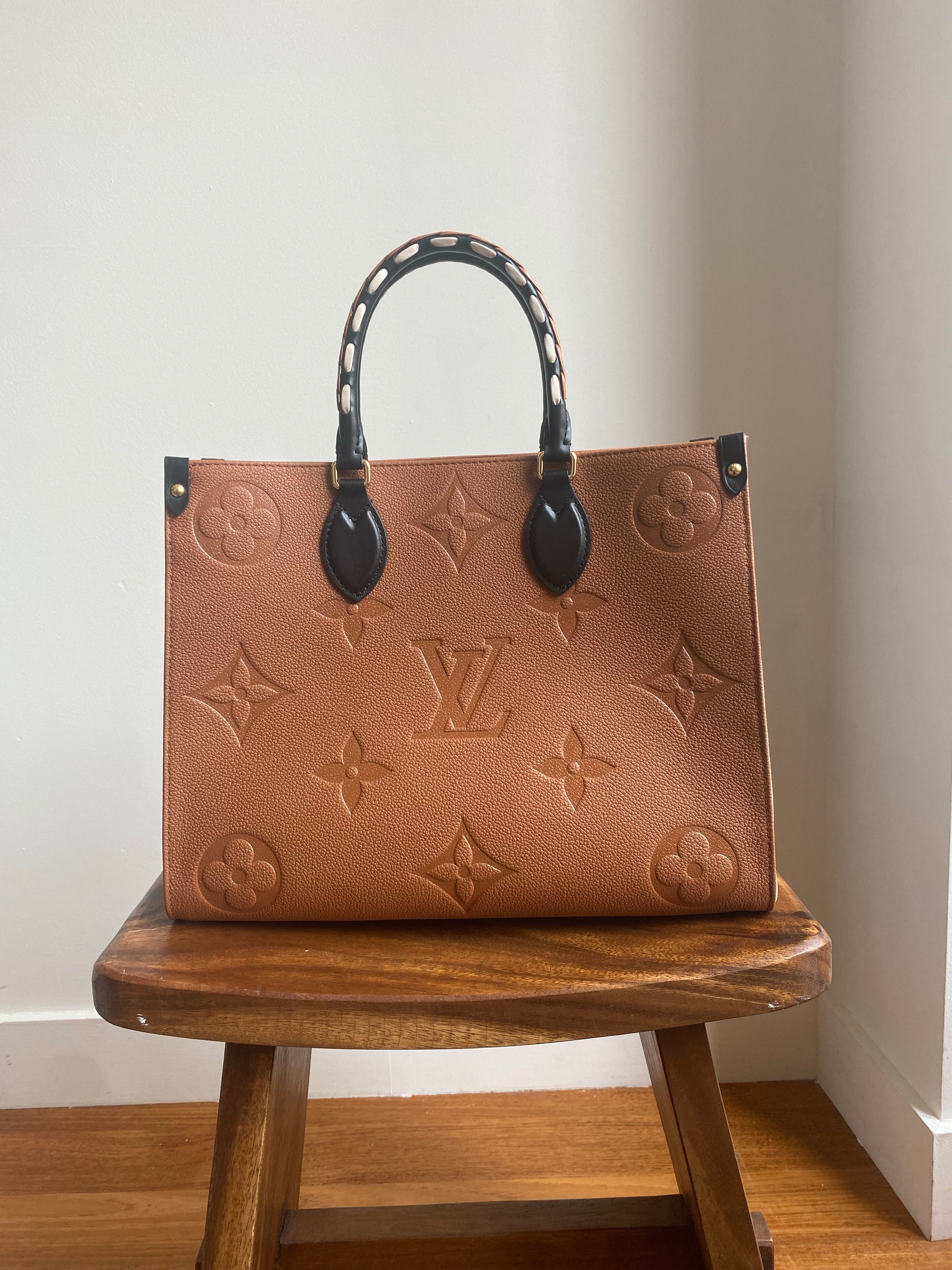 Louis Vuitton Onthego MM Wild at Heart Caramel in Cowhide Leather with  Gold-tone - US